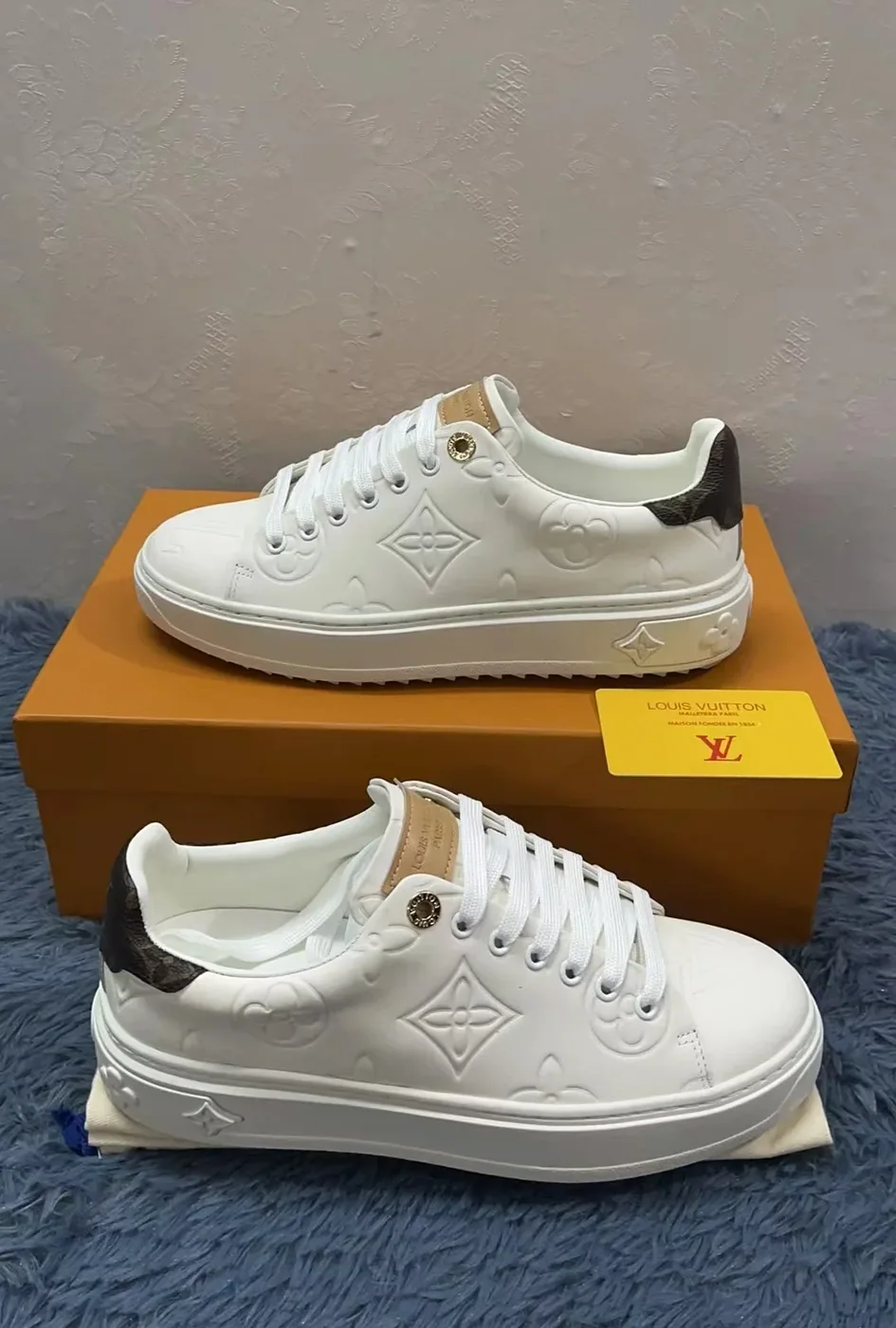 Louis Vuitton Time Out Sneaker White in Brown