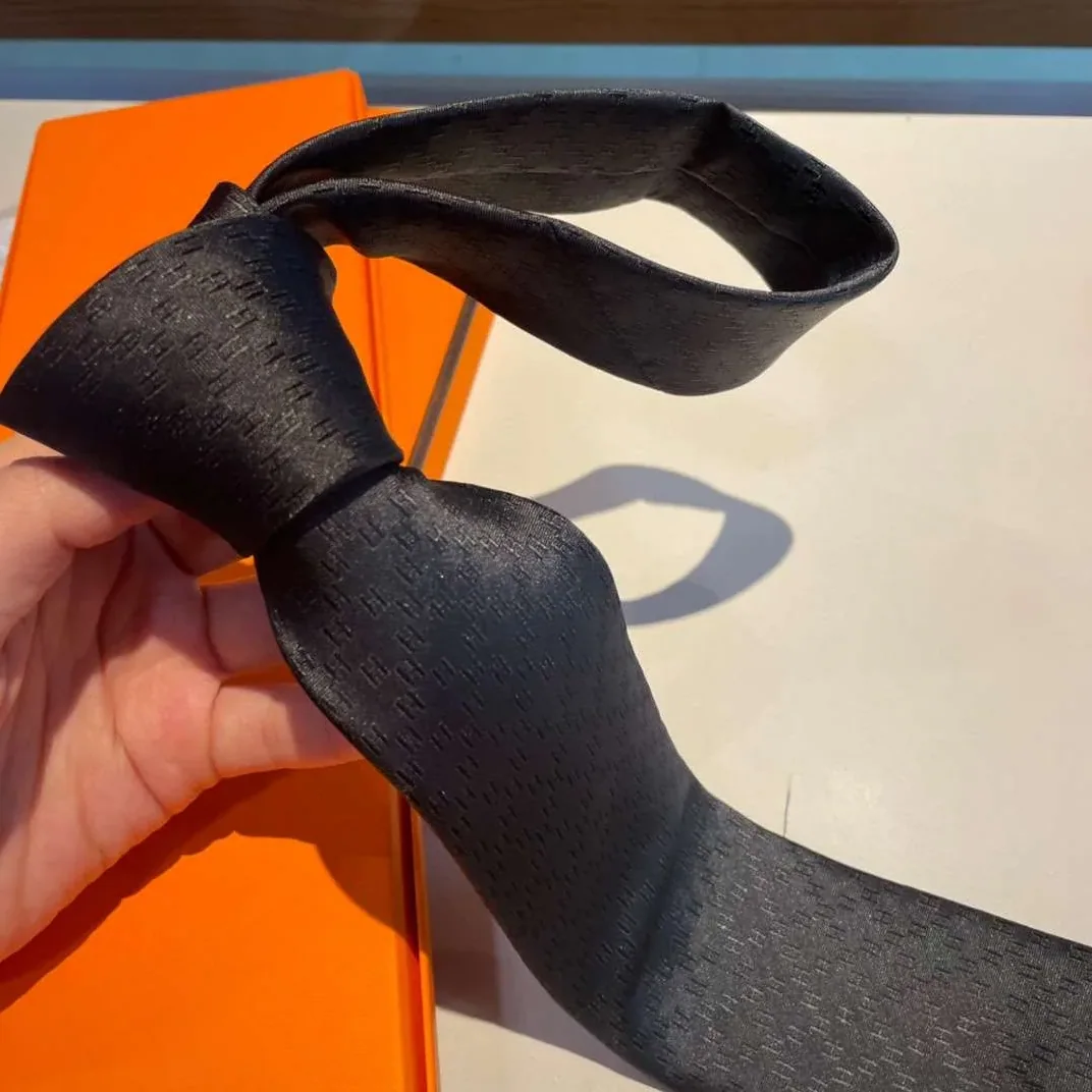 Hermes Faconnee H Tie Black Hermes Faconnee H Tie Black