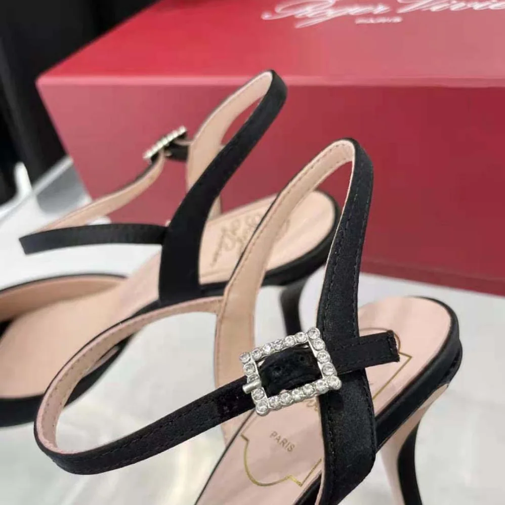 Roger Vivier Flower Strass Buckle Sandals in Satin for Women in Black