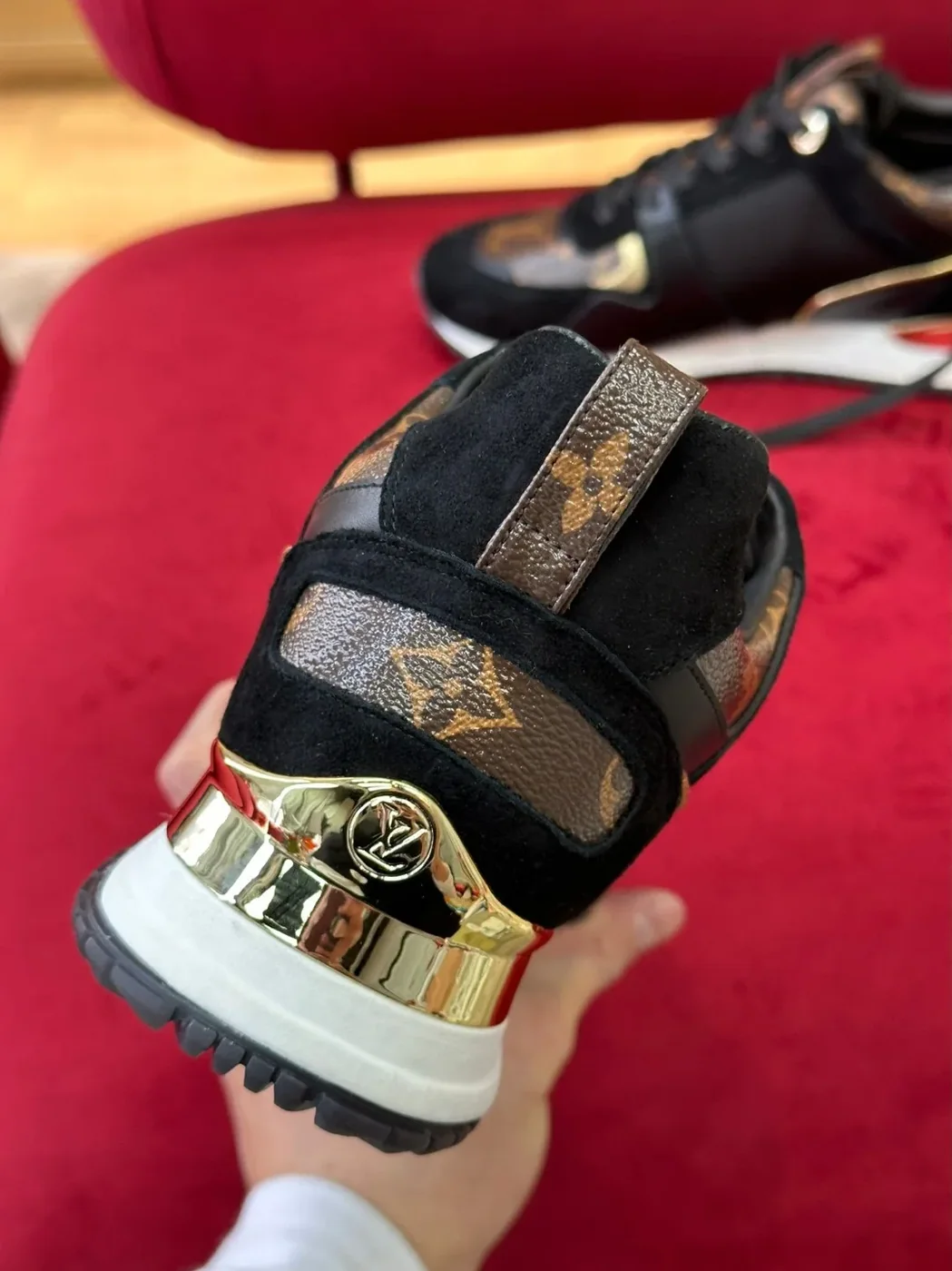 Louis Vuitton Run Away Sneaker Black 1AAP3E Louis Vuitton Run Away Sneaker Black 1AAP3E