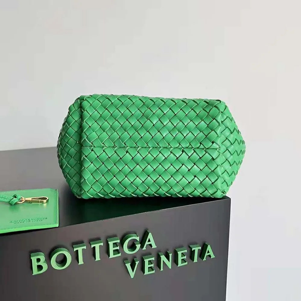 Bottega Veneta Mini Cabat Intreccio Leather Tote Bag with Detachable Strap for Women in Green Bottega Veneta Mini Cabat Intreccio Leather Tote Bag with Detachable Strap for Women in Green
