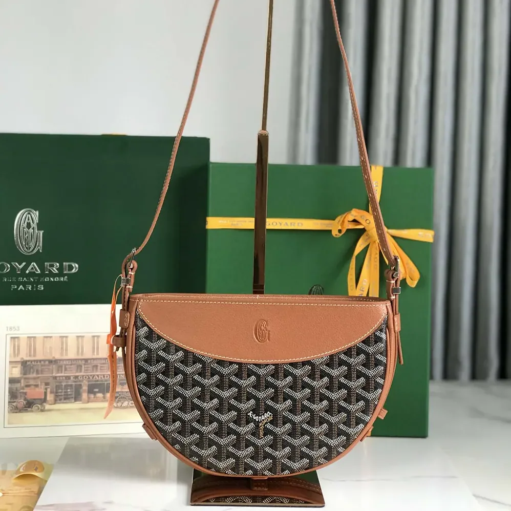 Goyard Hirondelle Bag for Unisex in Tan Goyard Hirondelle Bag for Unisex in Tan