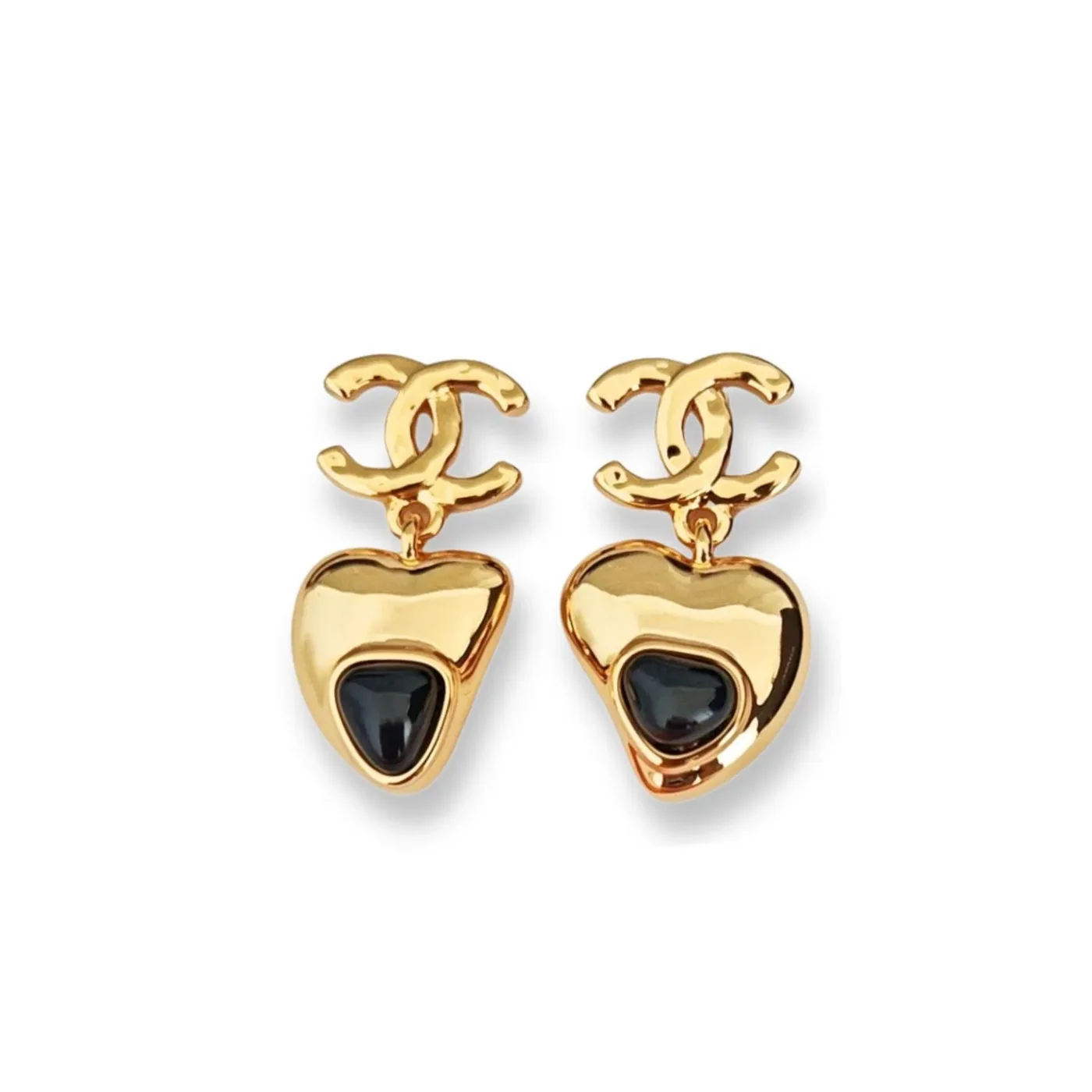 Chanel Heart Drop Earrings Gold in Toned Metal Chanel Heart Drop Earrings Gold in Toned Metal