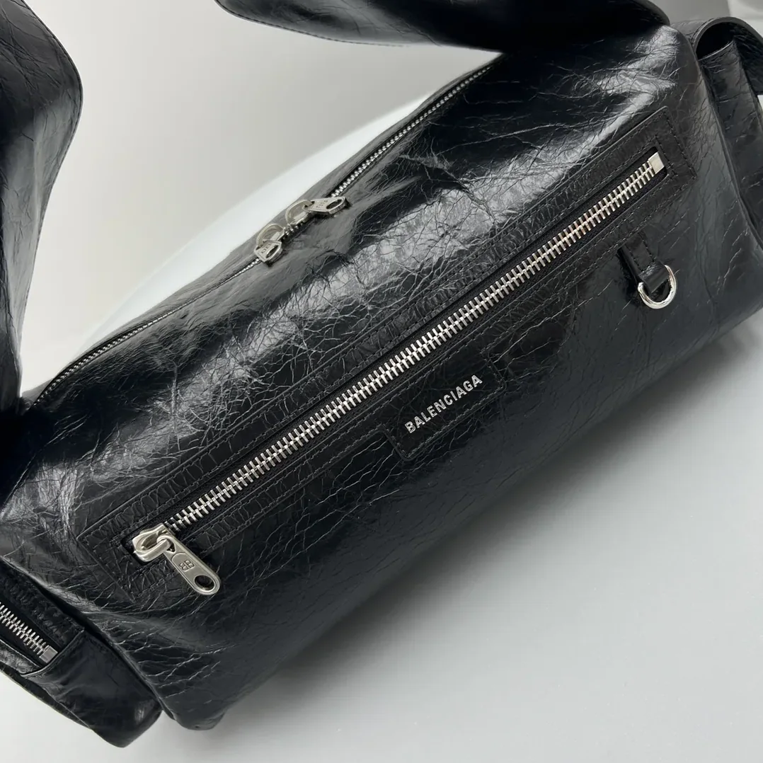 Balenciaga Superbusy Sling Bag Black /