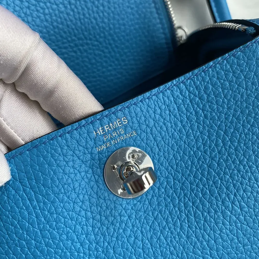 Hermes Lindy Mini 19 in Clemence Leather for Women in Blue/Silver Hermes Lindy Mini 19 in Clemence Leather for Women in Blue/Silver