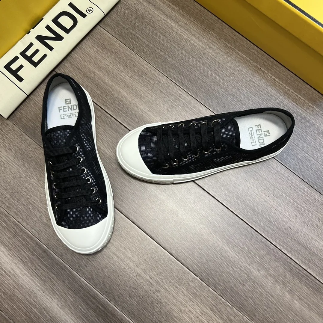 Fendi FD Domino Fabric Low in Tops Sneakers Black