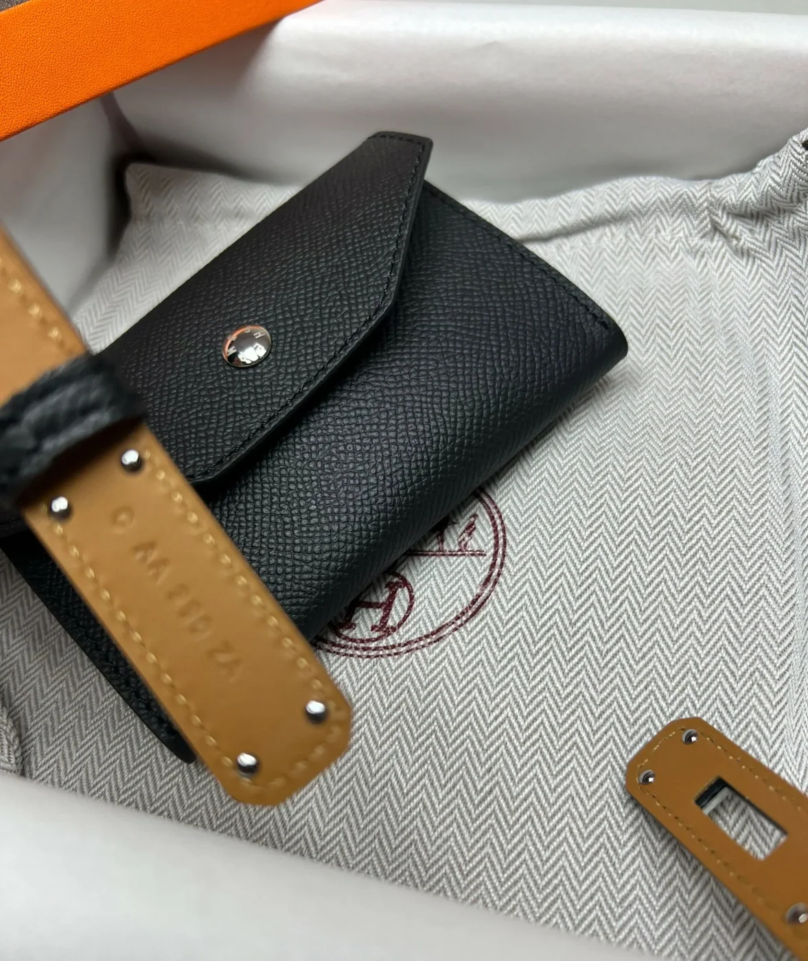 Hermes Kelly Pocket 18 Belt Noir