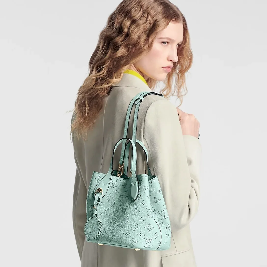 Louis Vuitton Blossom PM Bag 7.8 Inches/