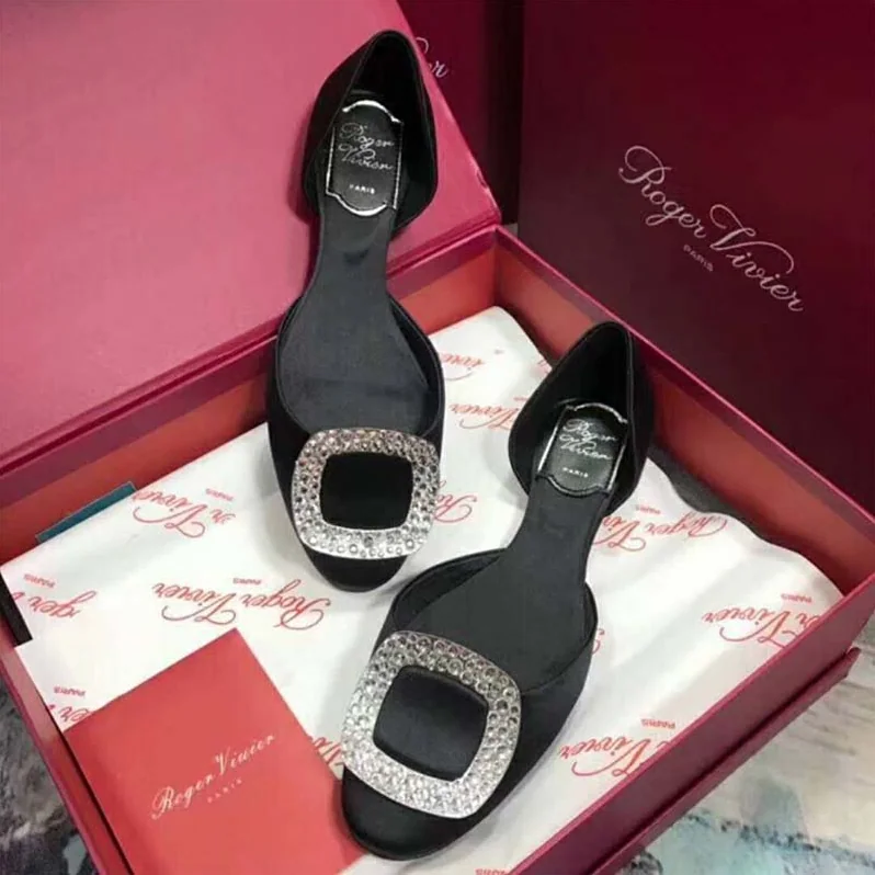 Roger Vivier Shoes Chips Ballerinas for Women in Black