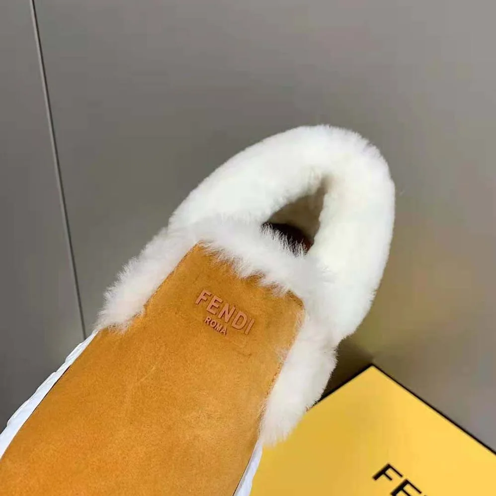 Fendi Force Yellow Suede Slip for Women in Ons