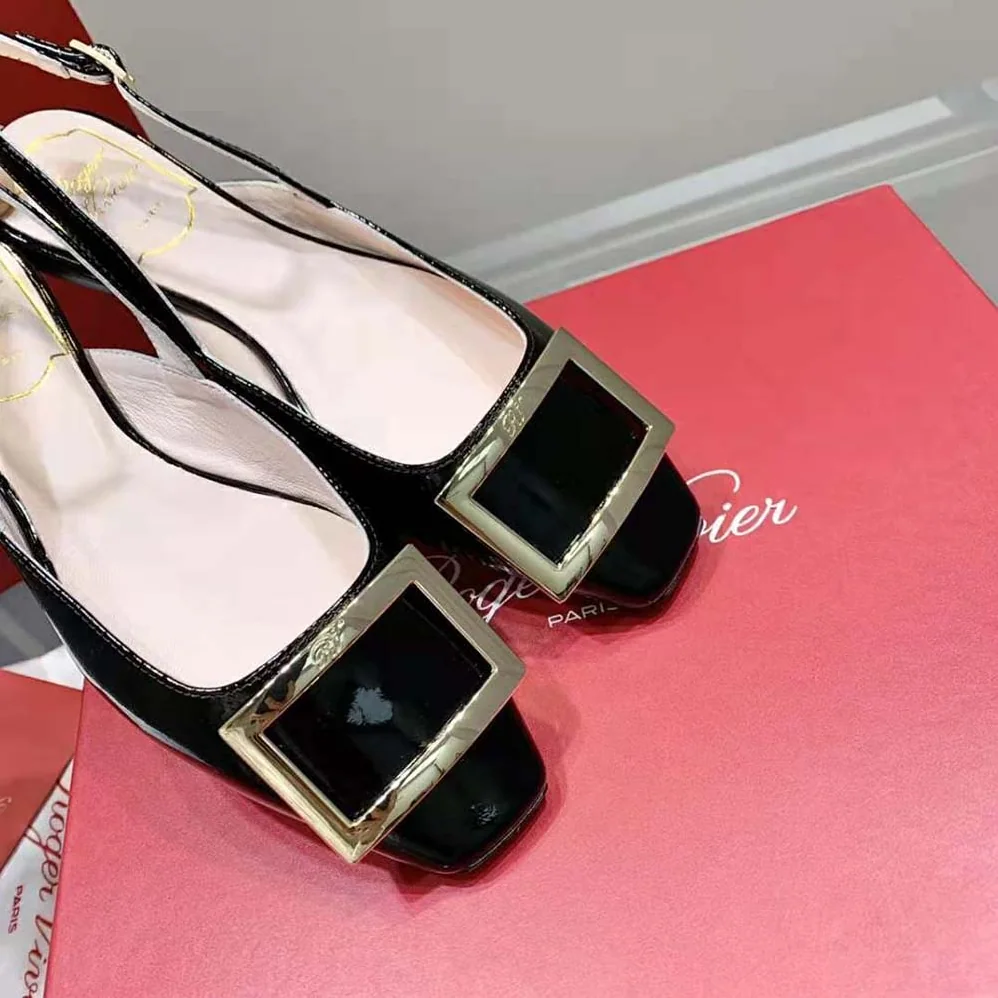 Roger Vivier Trompette Metal Buckle Slingback Ballerinas in Patent Leather for Women in Black Roger Vivier Trompette Metal Buckle Slingback Ballerinas in Patent Leather for Women in Black