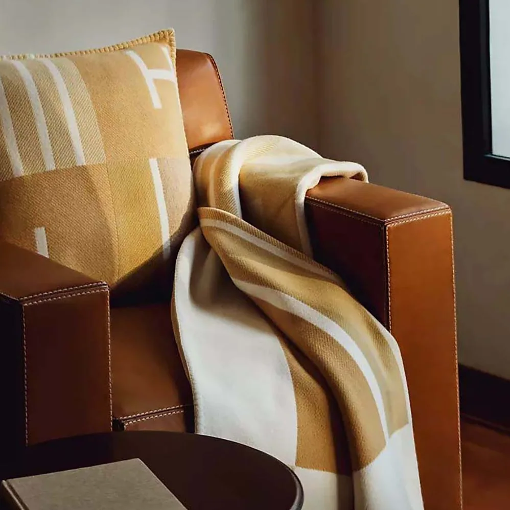 Hermes Avalon Vibration Throw Blanket for Unisex in Yellow Hermes Avalon Vibration Throw Blanket for Unisex in Yellow