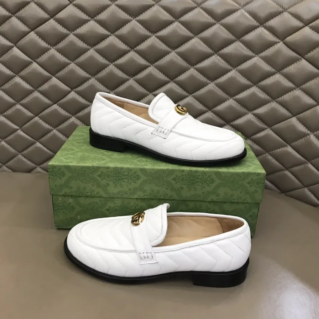Gucci Loafer With Interlocking G White Gucci Loafer With Interlocking G White