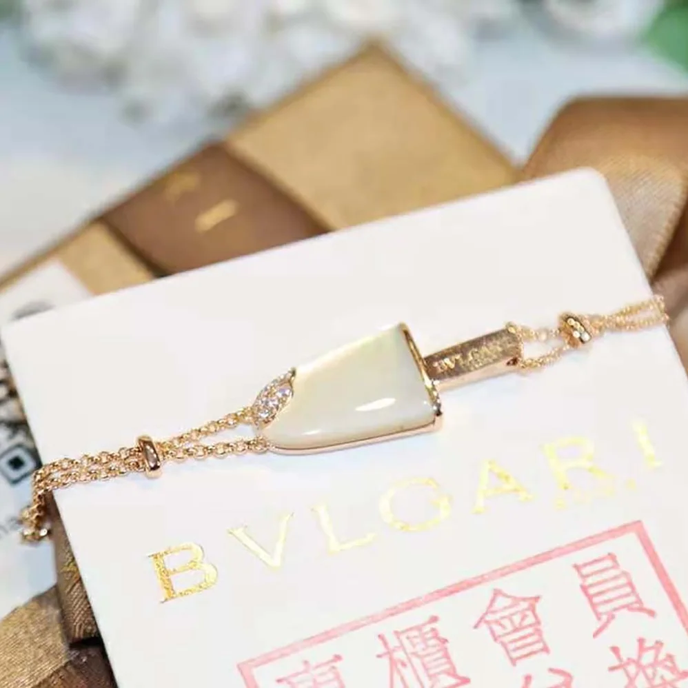 Bvlgari BVLGARI BVLGARI Gelati 18 KT Rose Gold Soft Bracelet for Women in White Bvlgari BVLGARI BVLGARI Gelati 18 KT Rose Gold Soft Bracelet for Women in White