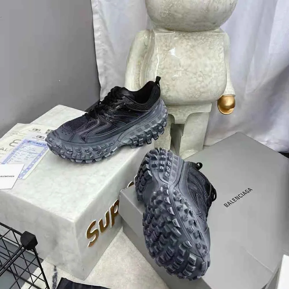 Balenciaga Defender Sneaker in Black Mesh and Nylon for Unisex Balenciaga Defender Sneaker in Black Mesh and Nylon for Unisex