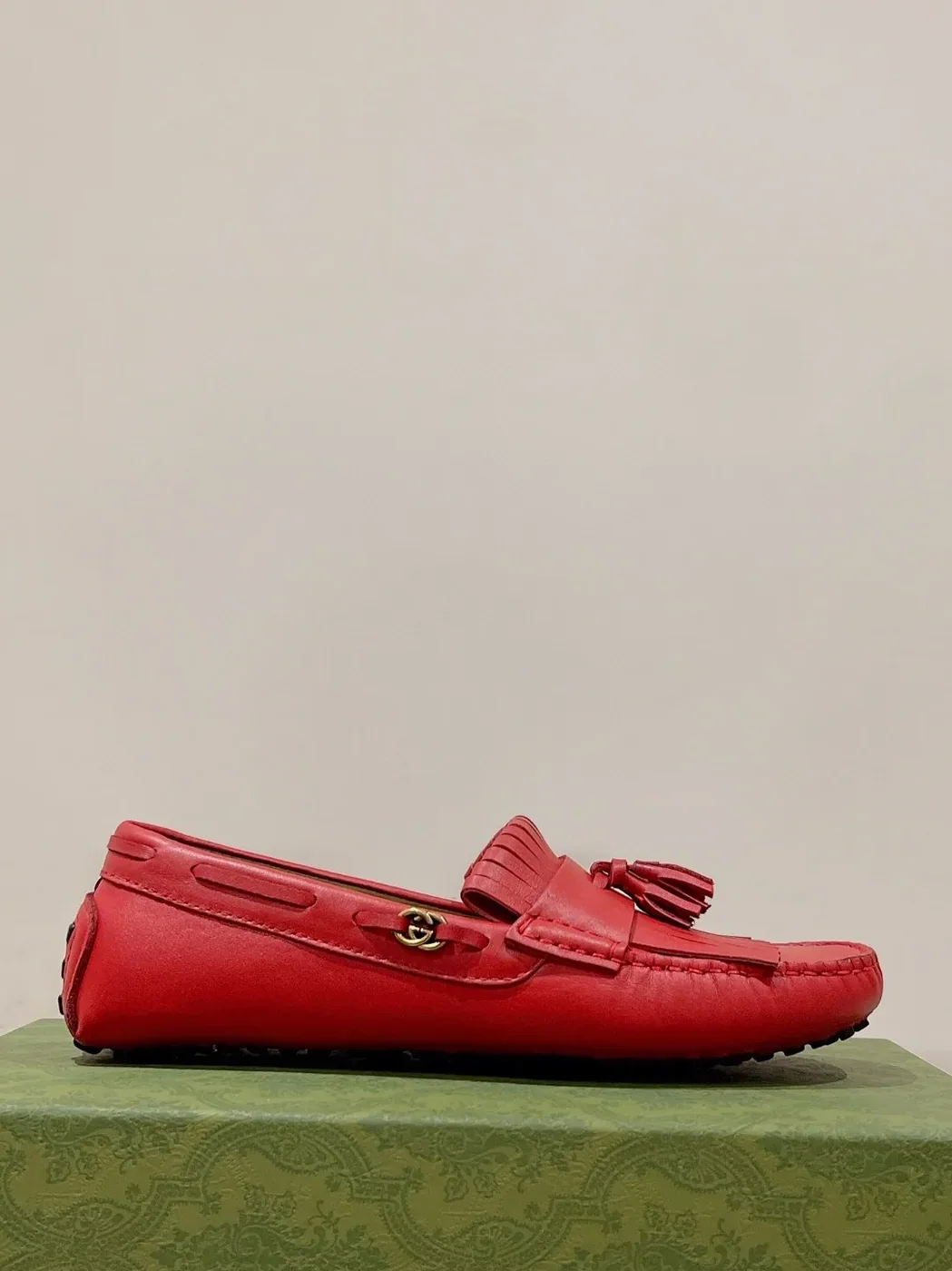 Gucci Loafer With Driver Interlocking G Red for Men