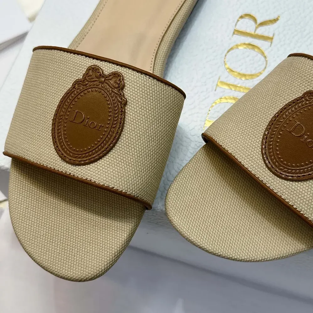 Dior Dioriviera Dior Médaillon Slide Natural Embroidered Cotton and Cognac Brown Calfskin for Women Dior Dioriviera Dior Médaillon Slide Natural Embroidered Cotton and Cognac Brown Calfskin for Women