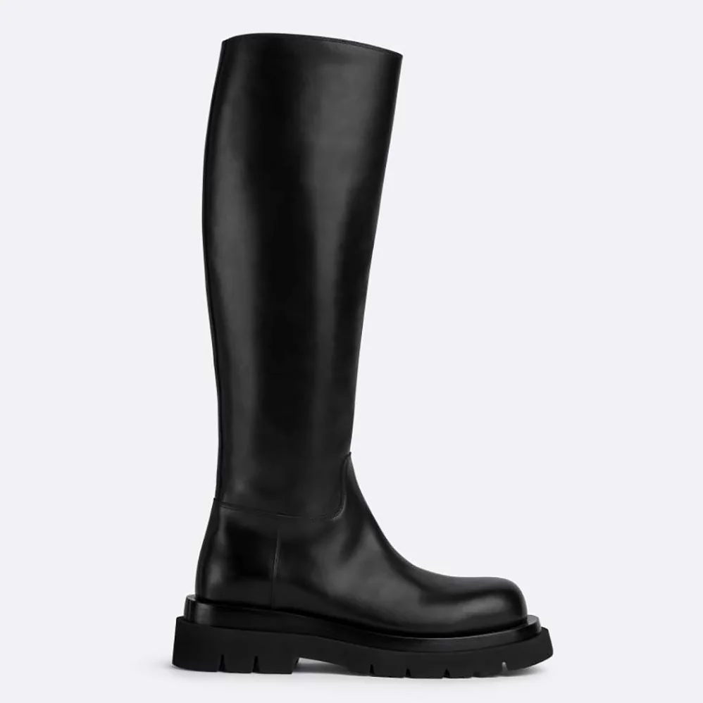 Bottega Veneta Lug Boot in Calfskin Leather for Women in Black Bottega Veneta Lug Boot in Calfskin Leather for Women in Black