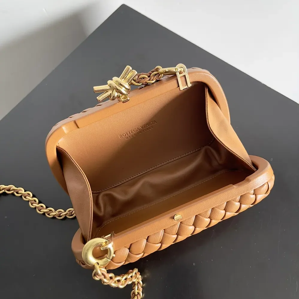 Bottega Veneta Knot Minaudière Clutch in Calfskin Leather for Women in Brown Bottega Veneta Knot Minaudière Clutch in Calfskin Leather for Women in Brown