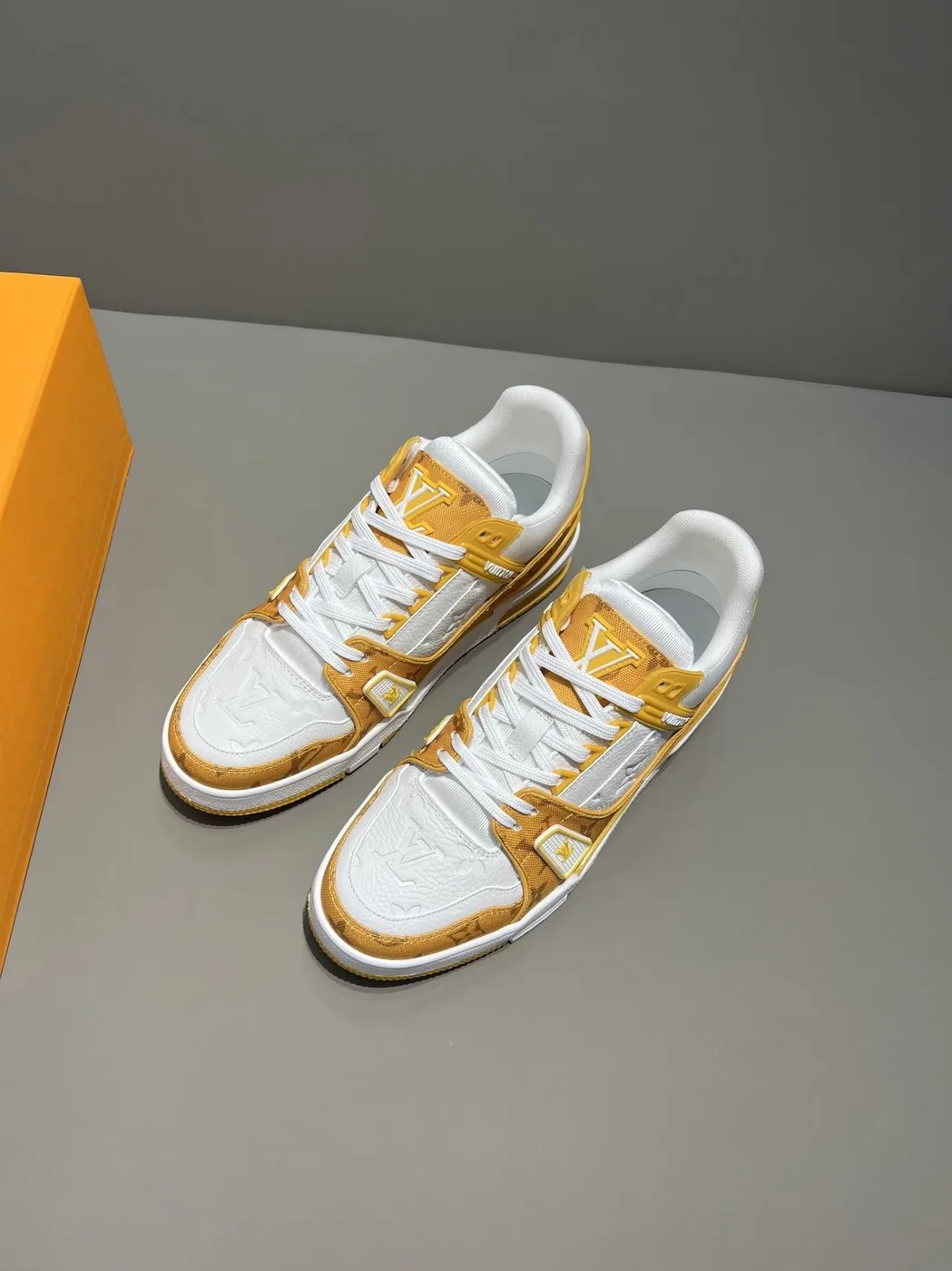 Louis Vuitton Trainer Sneaker Monogram Denim Yellow Virgil Abloh LV 1A9JHJ Louis Vuitton Trainer Sneaker Monogram Denim Yellow Virgil Abloh LV 1A9JHJ