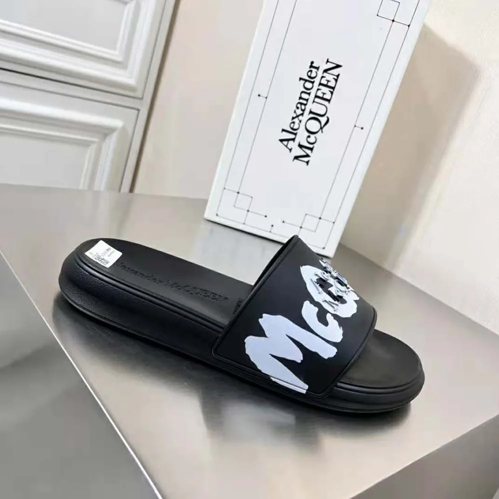 Alexander Mcqueen Mcqueen Graffiti Rubber Pool Slide in Black for Unisex in White