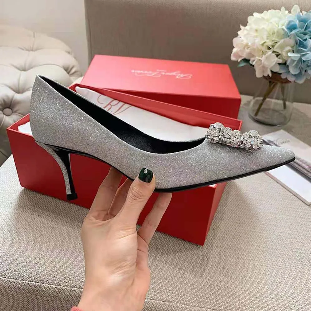Roger Vivier Flower Strass Buckle Pumps in Fabrics for Women Roger Vivier Flower Strass Buckle Pumps in Fabrics for Women