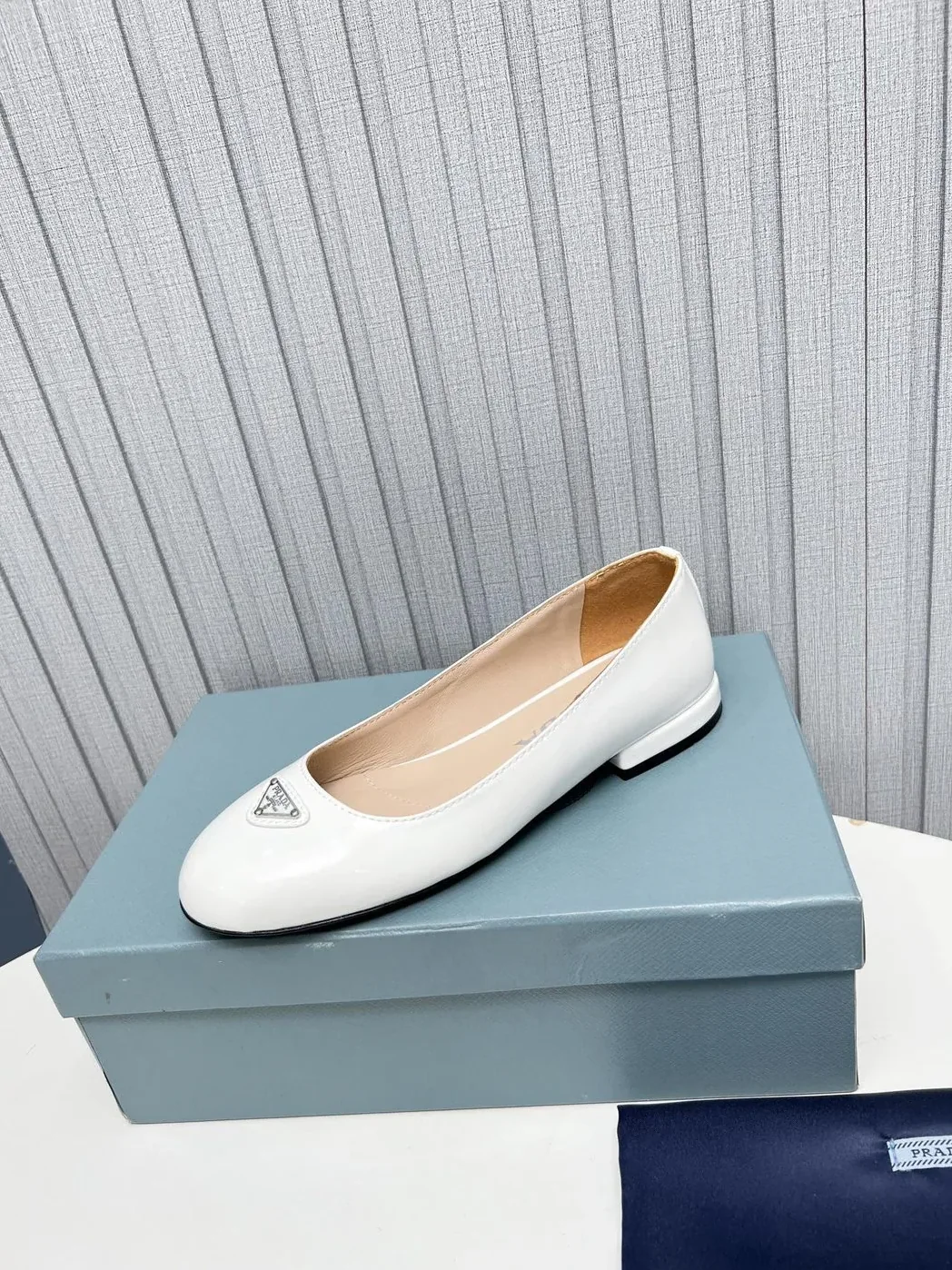 Prada Patent Ballerinas White 1F200N_069_F0304_F_015 Prada Patent Ballerinas White 1F200N_069_F0304_F_015