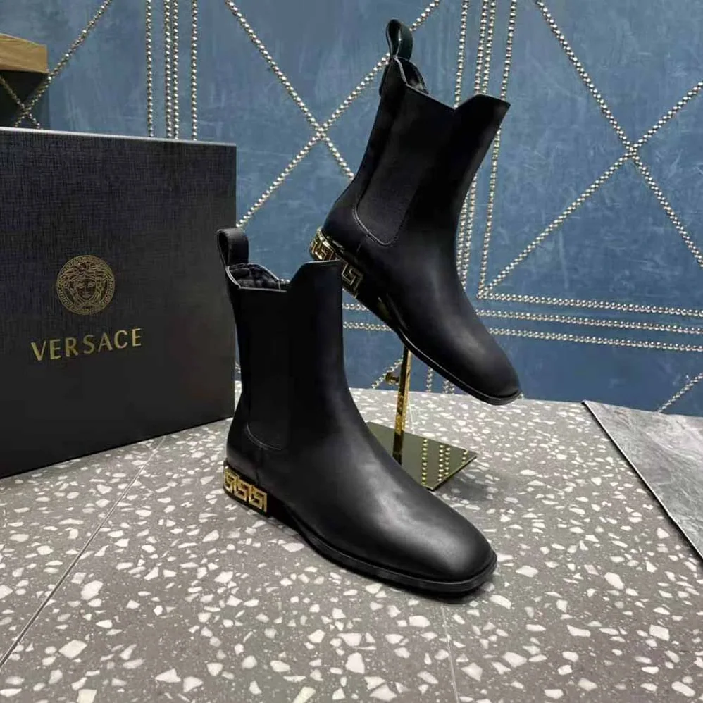 Versace Greca Chelsea Boots in Calf leather for Women in Black
