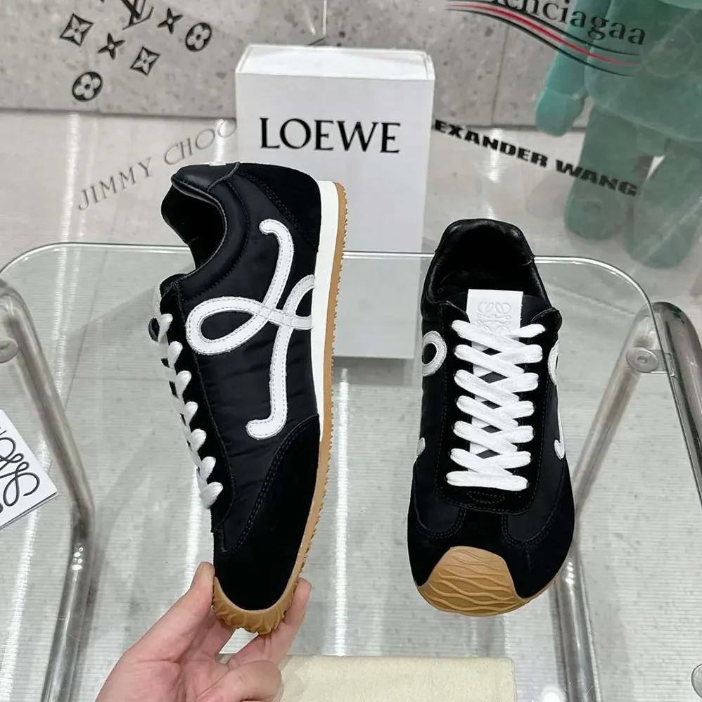 Loewe Ballet Runner 2.0 in Nylon and Calfskin for Unisex in Black Loewe Ballet Runner 2.0 in Nylon and Calfskin for Unisex in Black