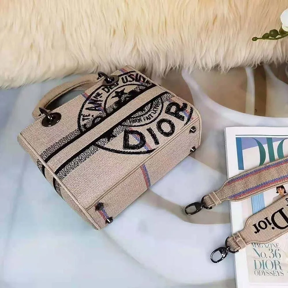 Dior Medium Lady D-Lite Bag Beige Jute Canvas Embroidered with Dior Union Motif for Women Dior Medium Lady D-Lite Bag Beige Jute Canvas Embroidered with Dior Union Motif for Women