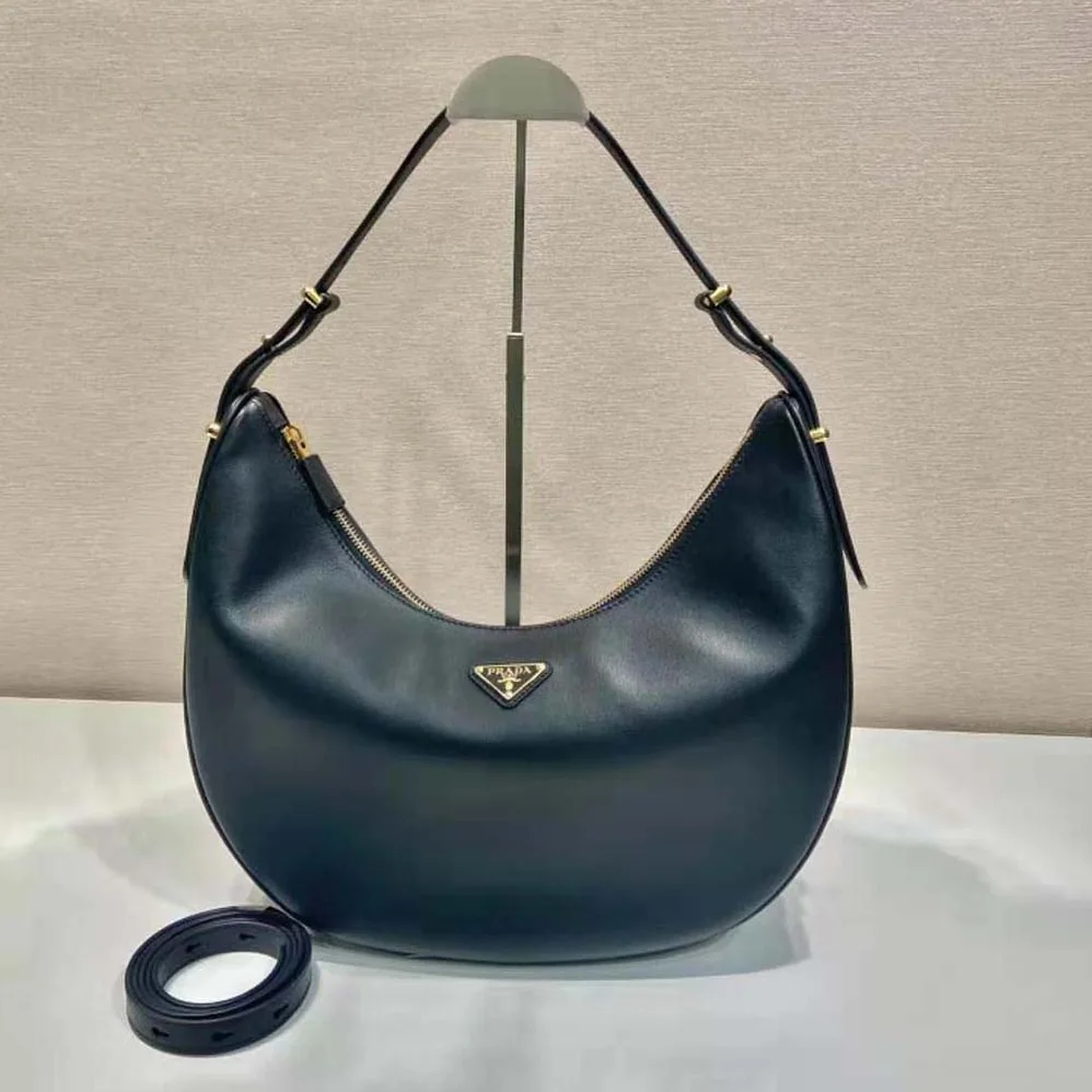 Prada Large Leather Shoulder Bag for Women in Black Prada Large Leather Shoulder Bag for Women in Black