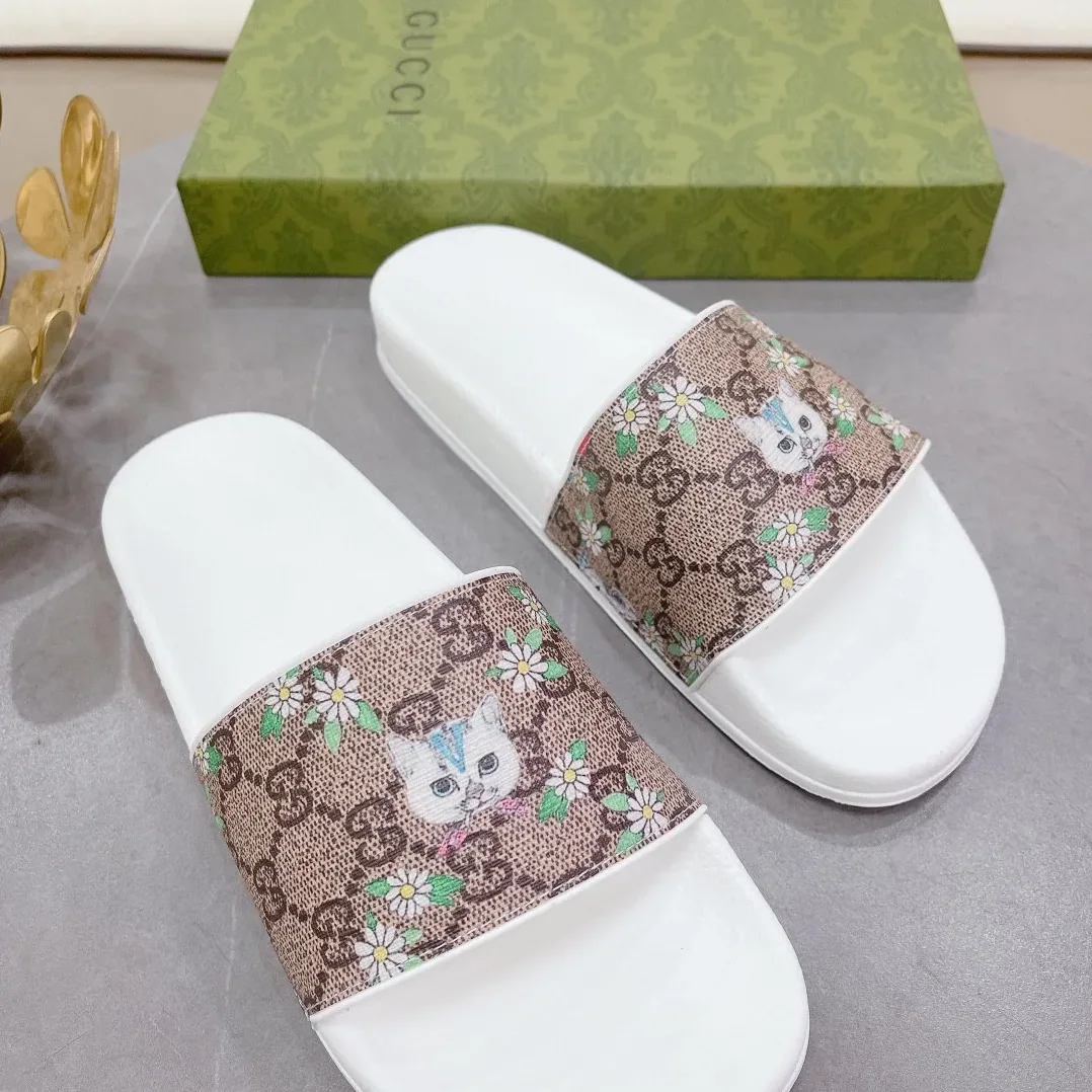 Gucci GG Slide Sandal With Cat White And Brown for Women