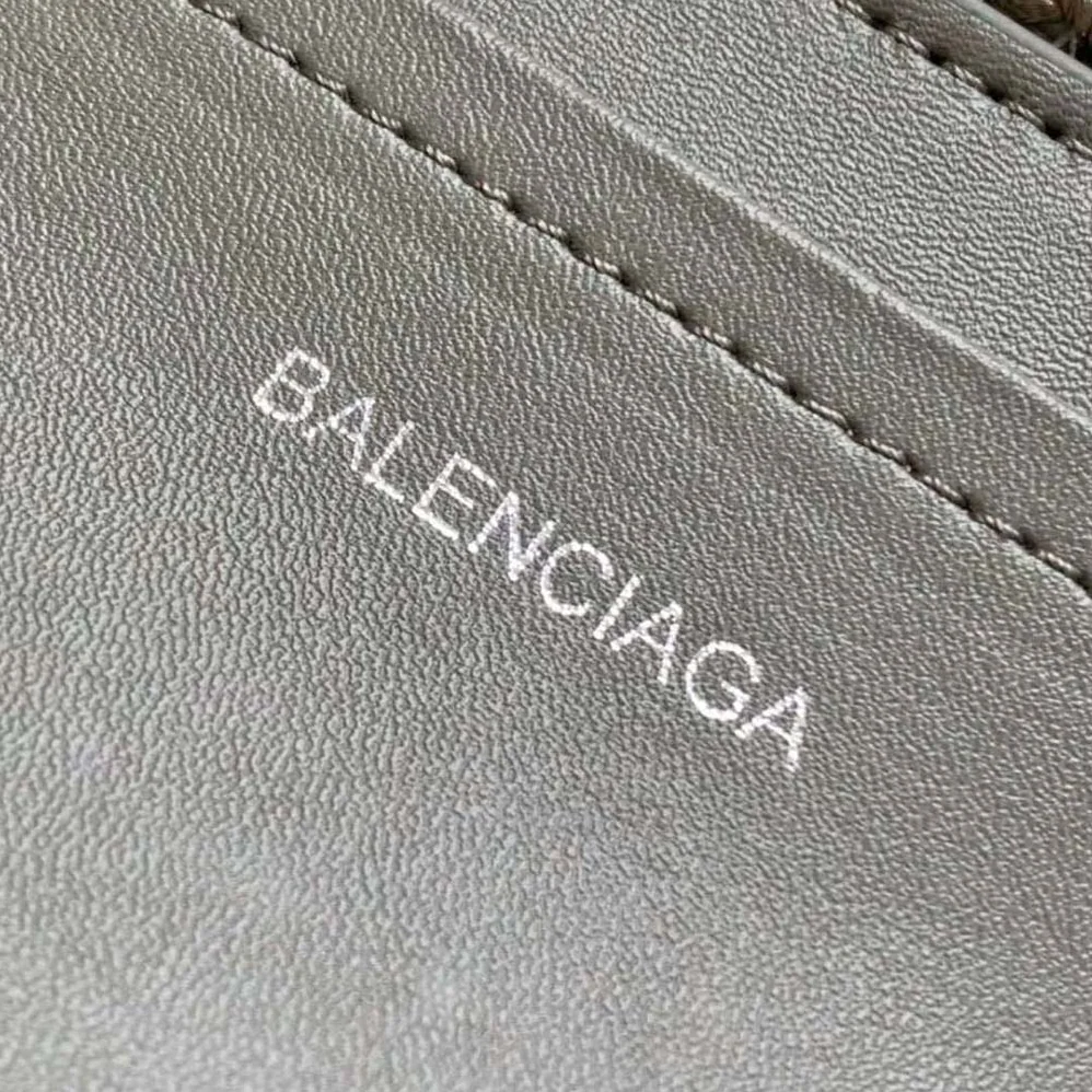 Balenciaga Ibiza Small Basket With Strap in Beige for Women