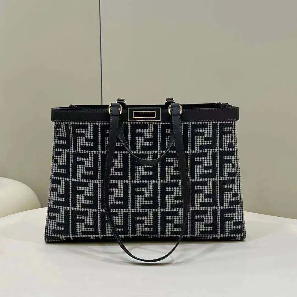 Fendi X-Tote Gray Houndstooth Wool Shopper with FF Embroidery for Women Fendi X-Tote Gray Houndstooth Wool Shopper with FF Embroidery for Women