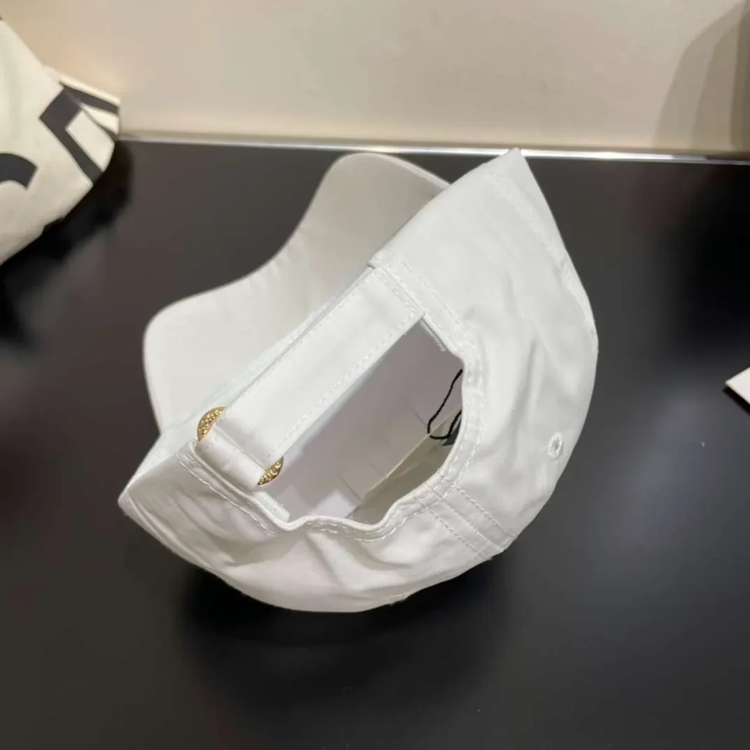 Gucci Bee Baseball Hat White
