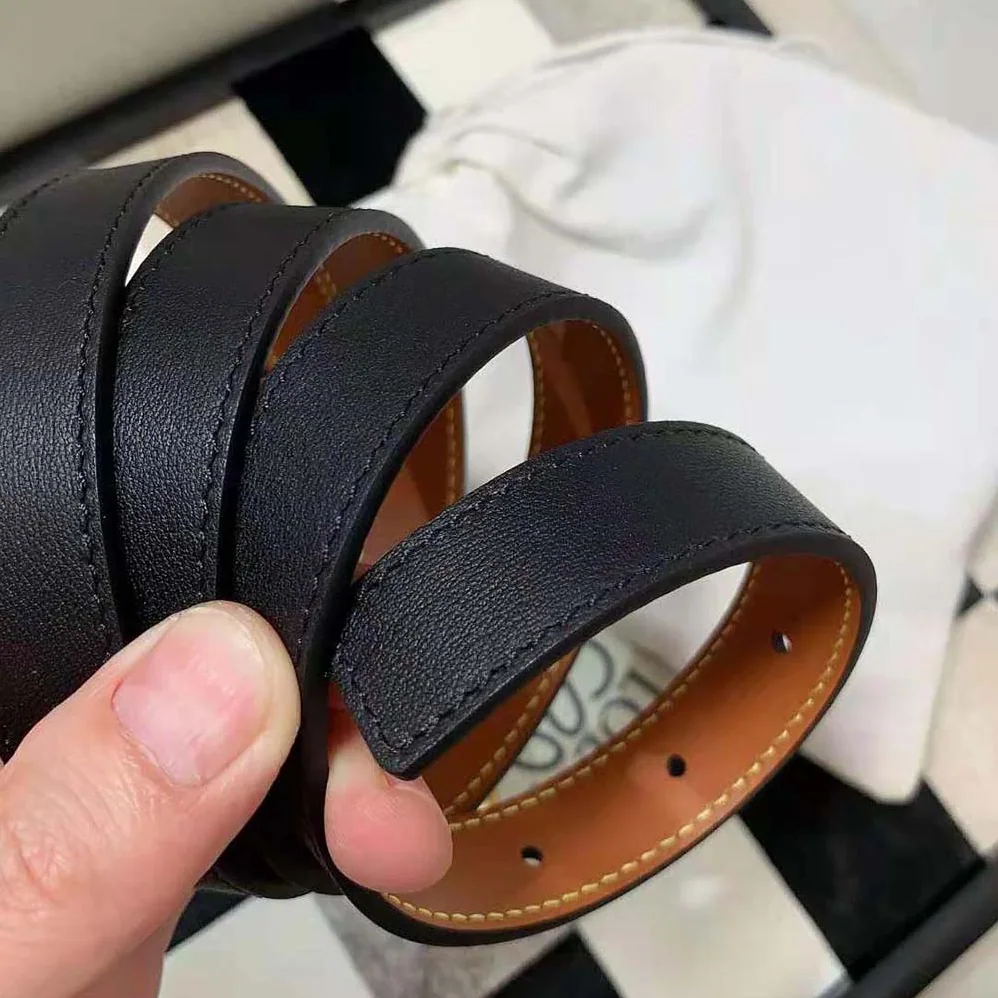Loewe Amazona Padlock Belt in Smooth Calfskin for Women in Black Loewe Amazona Padlock Belt in Smooth Calfskin for Women in Black