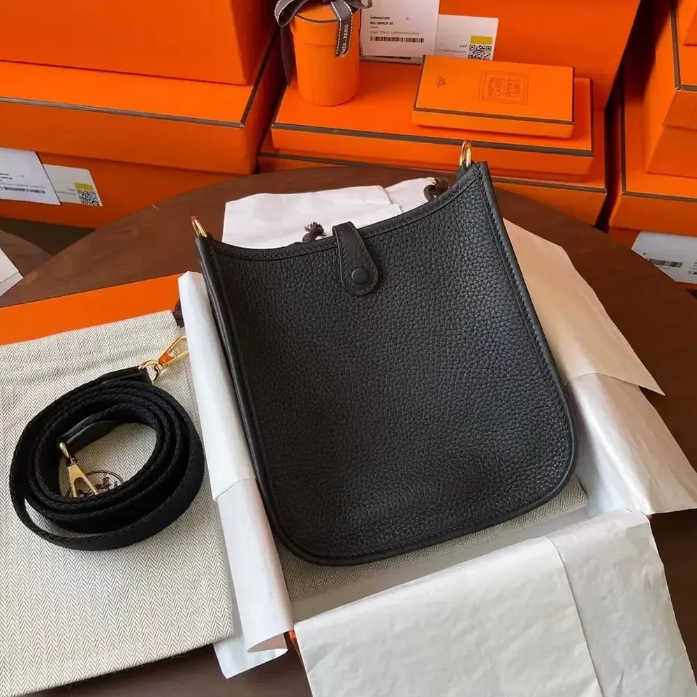Hermes Evelyne 16 Amazone in Clemence Leather for Women in Black/Gold