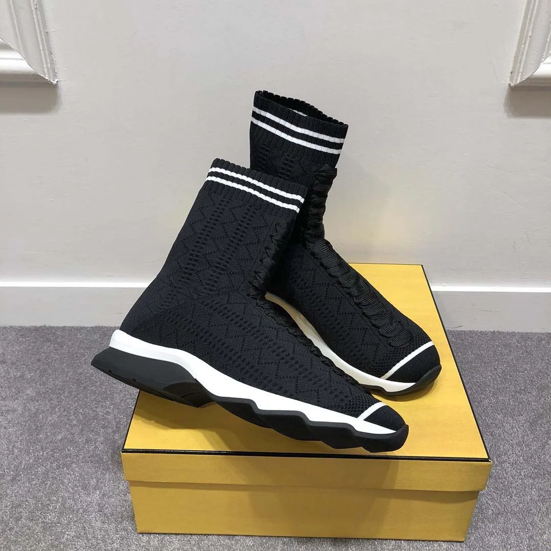 Fendi Fabric Sneakers Ribbed Edging Shoes for Women in Black Fendi Fabric Sneakers Ribbed Edging Shoes for Women in Black