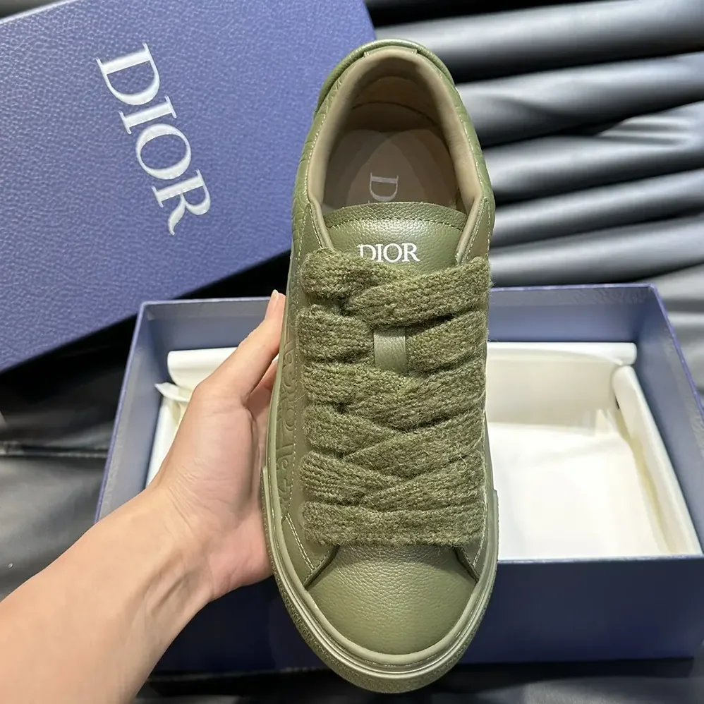 Dior B33 Sneaker Khaki Grained Calfskin and Khaki Dior Gravity Leather for Men Dior B33 Sneaker Khaki Grained Calfskin and Khaki Dior Gravity Leather for Men