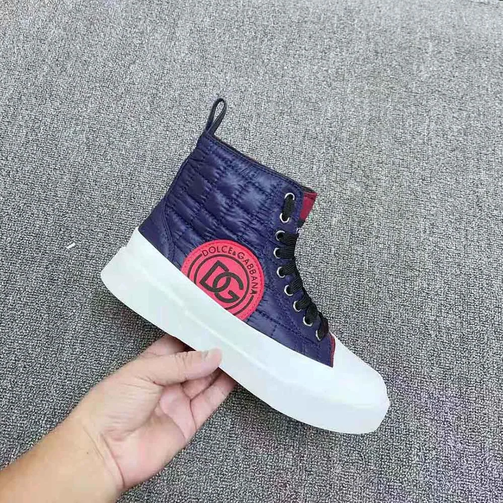 Dolce Gabbana D&G Quilted Two-Tone Nylon Portofino Light Mid-Top Sneakers for Unisex in Navy Dolce Gabbana D&G Quilted Two-Tone Nylon Portofino Light Mid-Top Sneakers for Unisex in Navy