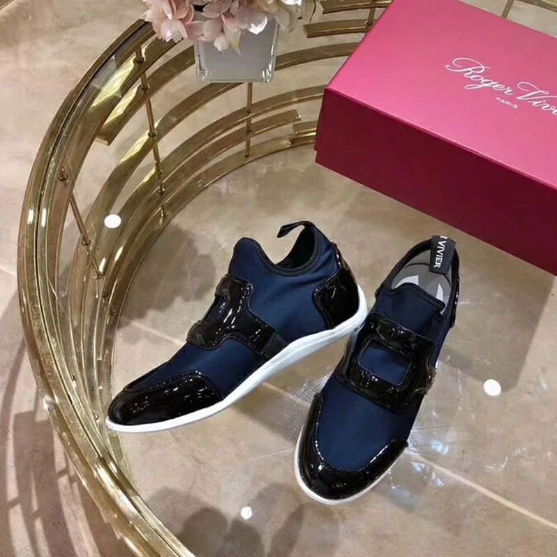 Roger Vivier Shoes Sporty Viv' Leather Buckle for Women in Navy
