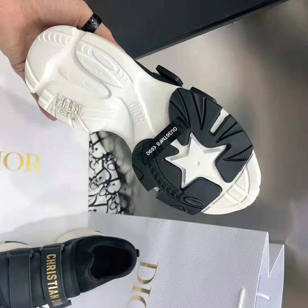 Dior D for Women in wander Sneaker Black Calfskin