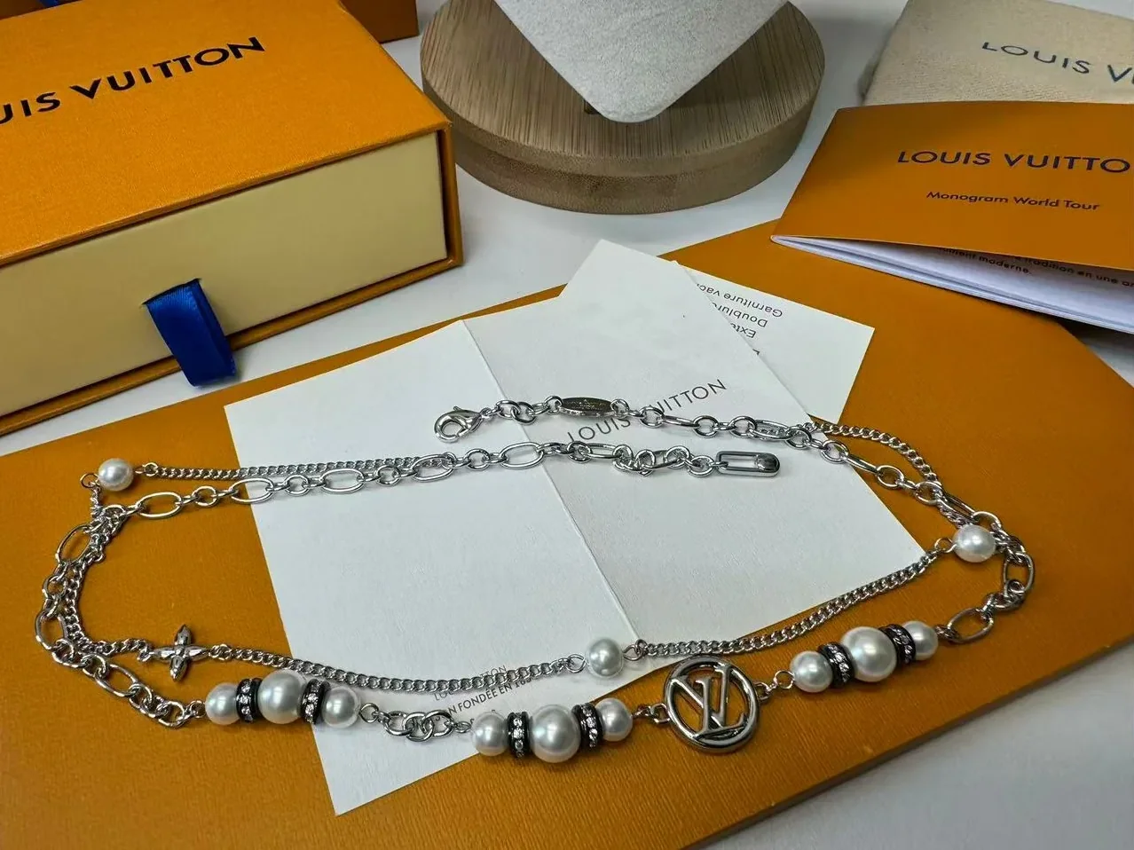 Louis Vuitton Midnight Pearl Necklace Louis Vuitton Midnight Pearl Necklace