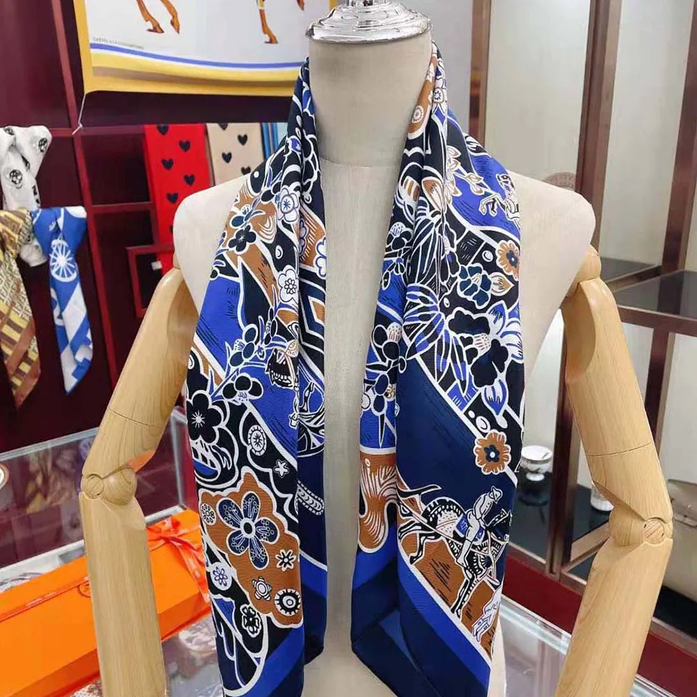 Hermes Bingata Shawl 140 in Cashmere and Silk with Hand-Rolled Edges for Women in Navy Hermes Bingata Shawl 140 in Cashmere and Silk with Hand-Rolled Edges for Women in Navy