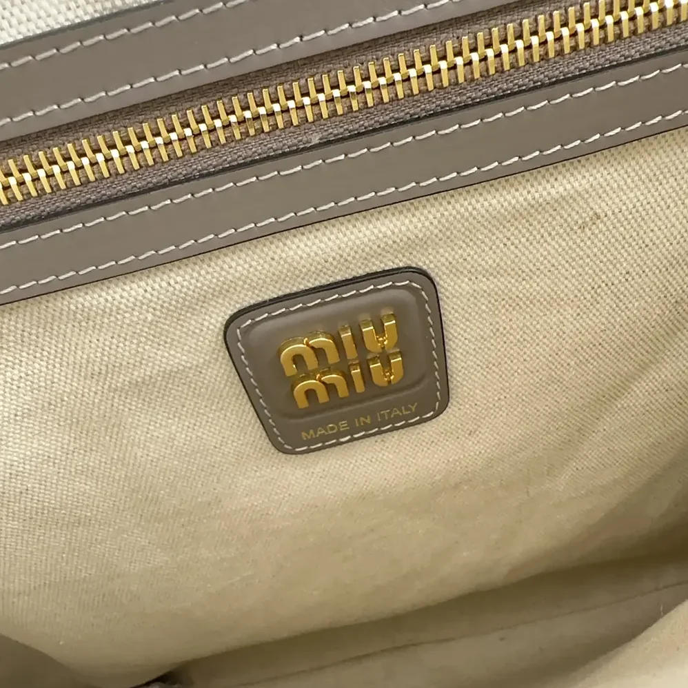 Miu Miu IVY leather bag for Women in Grey