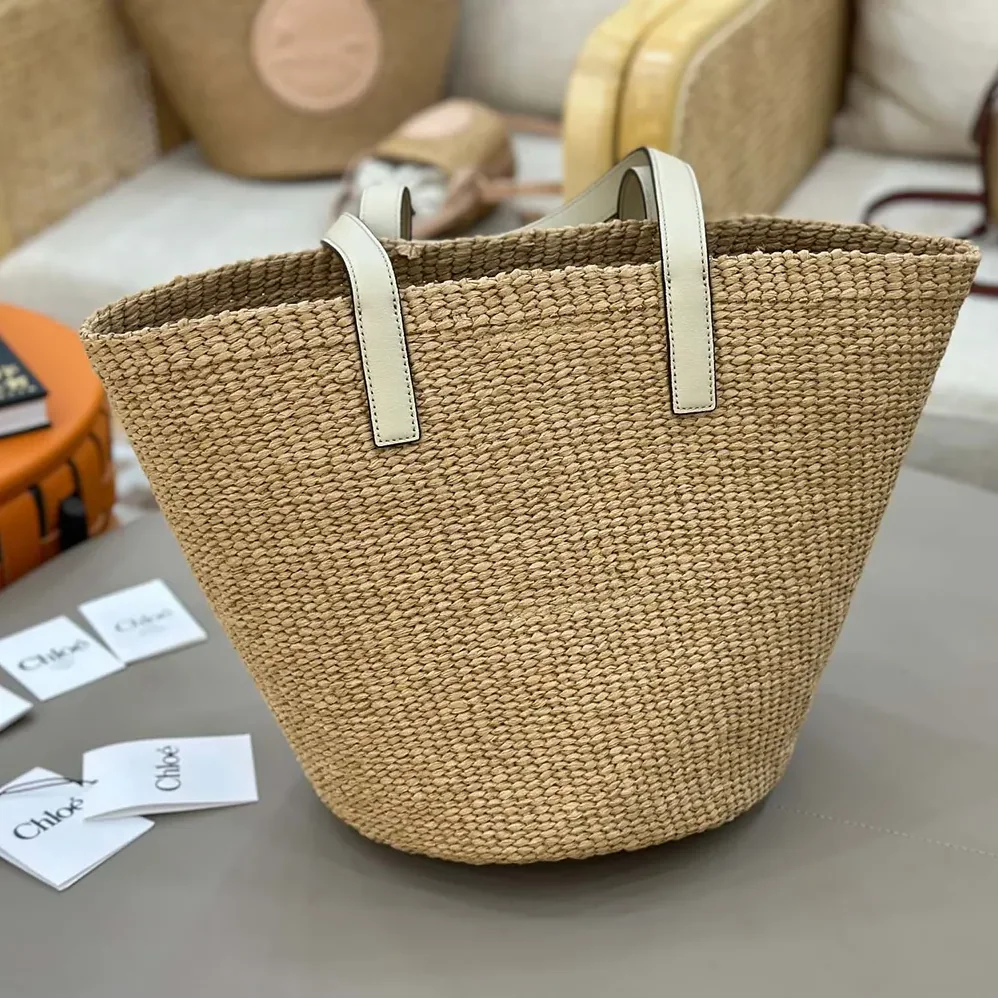 Chloe Large Horse Medal basket bag in Natural Fibers for Women in White Chloe Large Horse Medal basket bag in Natural Fibers for Women in White