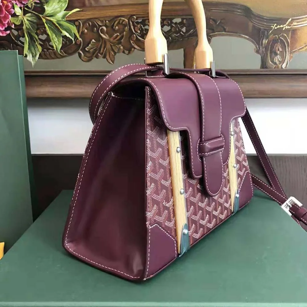Goyard Sac Saïgon PM in Toile Goyardine & Clamecy Calfskin for Women in Maroon Goyard Sac Saïgon PM in Toile Goyardine & Clamecy Calfskin for Women in Maroon