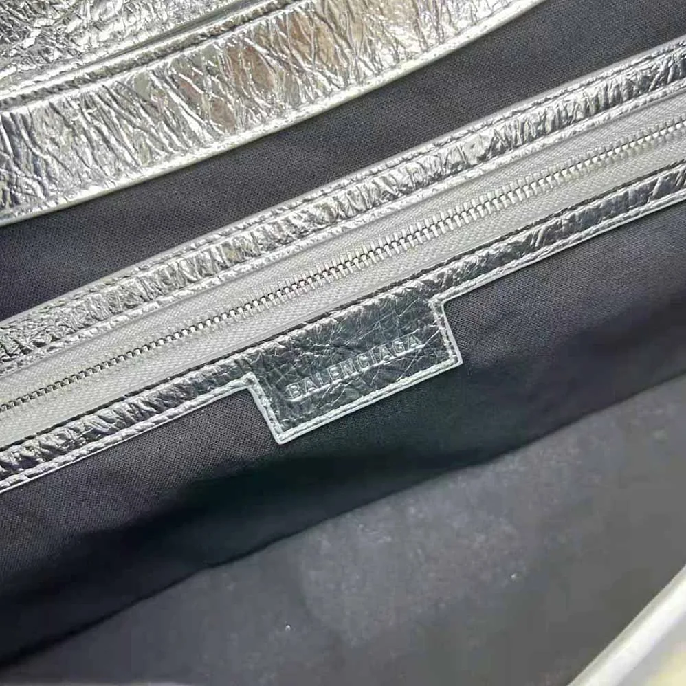 Balenciaga Lindsay Small Shoulder Bag with Strap Pleated Mirror Effect for Women in Silver Balenciaga Lindsay Small Shoulder Bag with Strap Pleated Mirror Effect for Women in Silver