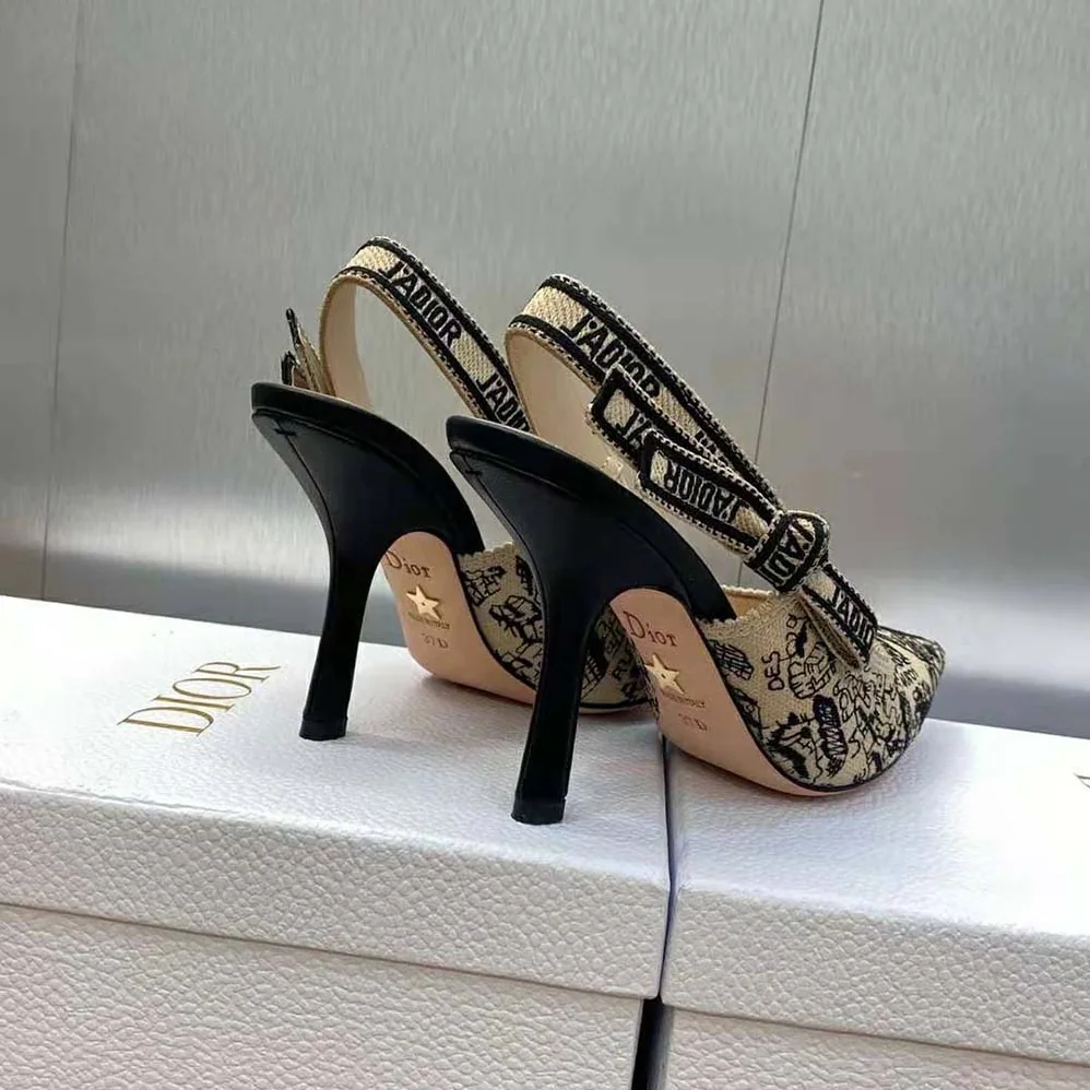 Dior J'Adior Slingback Pump Black and Beige Cotton Embroidered with Plan de Paris Motif for Women Dior J'Adior Slingback Pump Black and Beige Cotton Embroidered with Plan de Paris Motif for Women