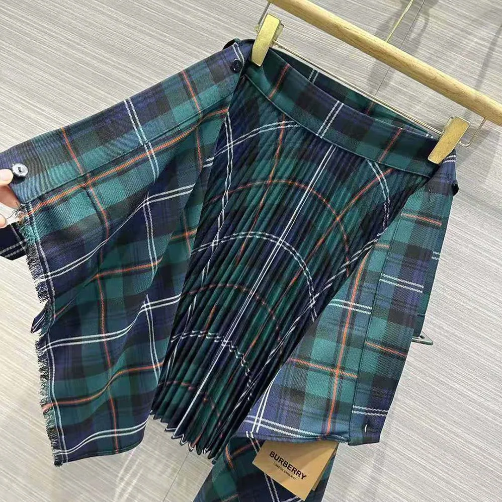 Burberry Pleated Panel Check Wool Belted Kilt for Women Burberry Pleated Panel Check Wool Belted Kilt for Women